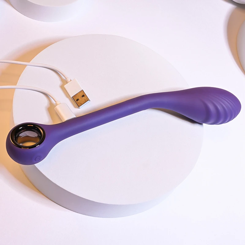 Playboy Pleasure Spot On G-Spot Vibrator - Lifestyle #4