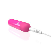 Pink Screaming O Rechargeable Vibrating Bullet - Charging