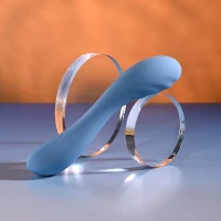 Selopa Hit the Mark Silicone Curved Vibrator - Lifestyle #4