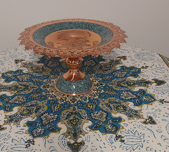 شیرینی خوری فیروزه کوبی، ارتفاع 15 و قطر 26 سانتیمتر