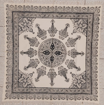 رومیزی قلمکار 100در 100سانتی متر -طرح ترنج سیاه‌قلم  - زابلیان اسپادانا