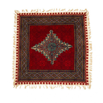 رومیزی قلمکار ممتاز عطريان طرح ترنج قرمز سایز 100*100 سانتی متری  کد 0048