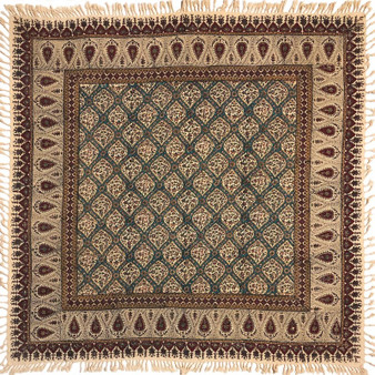 رومیزی قلمکار ممتاز اصفهان اثر عطريان طرح حصیری سایز  ۱۰۰*۱۰۰ سانتی متر  کد 0069