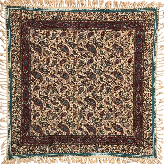 رومیزی قلمکار ممتاز عطريان طرح بته جقه مدل سایز 80*80 سانتی متر کد 0001