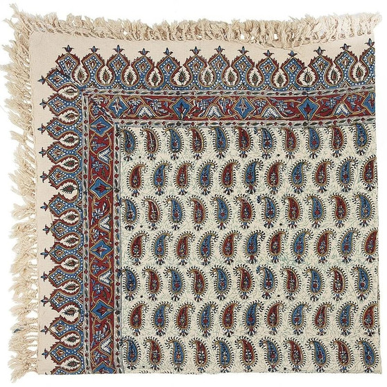 رومیزی قلمکار  ممتاز عطریان طرح بته جقه صفوی کد سایز ۱۰۰*۱۰۰ سانتی متر  کد 0059