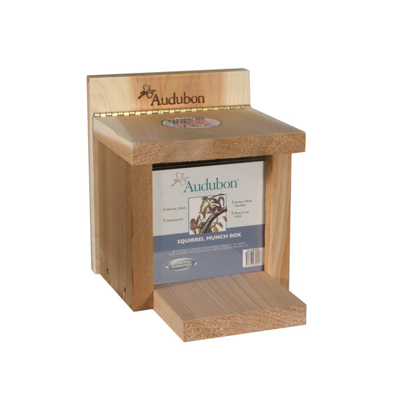 SQUIRREL FEEDER CEDAR