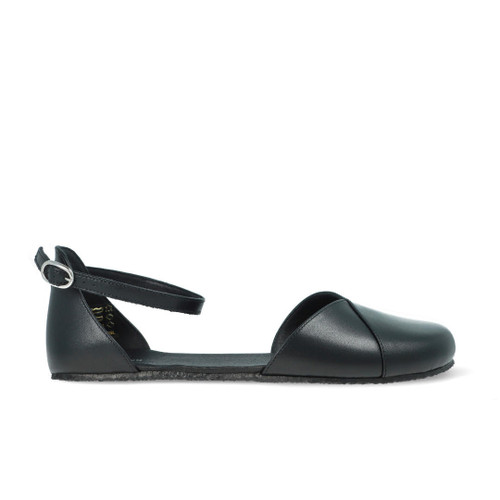 Dione Black