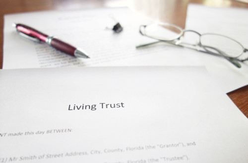 Living Trust vs Will: What Are the Differences?