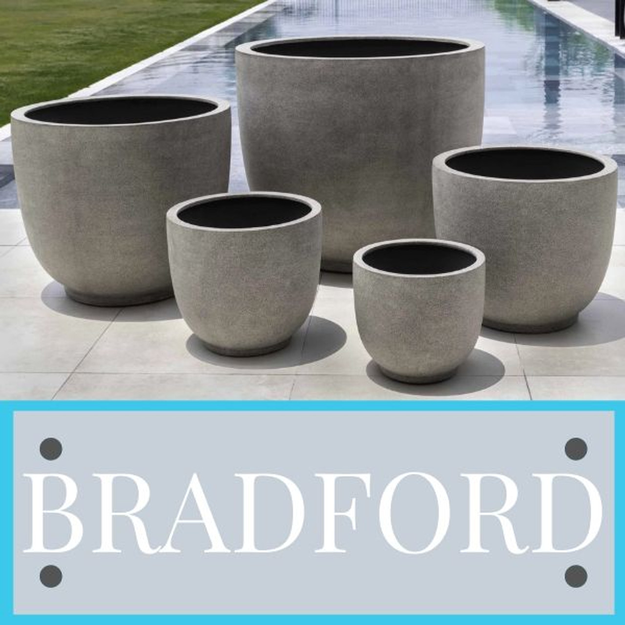 https://cdn11.bigcommerce.com/s-mh3d413nxf/images/stencil/1280x1280/products/420/2732/The_Bradford_Collection_from_Campania_Planters__08477.1577066114.jpg?c=2