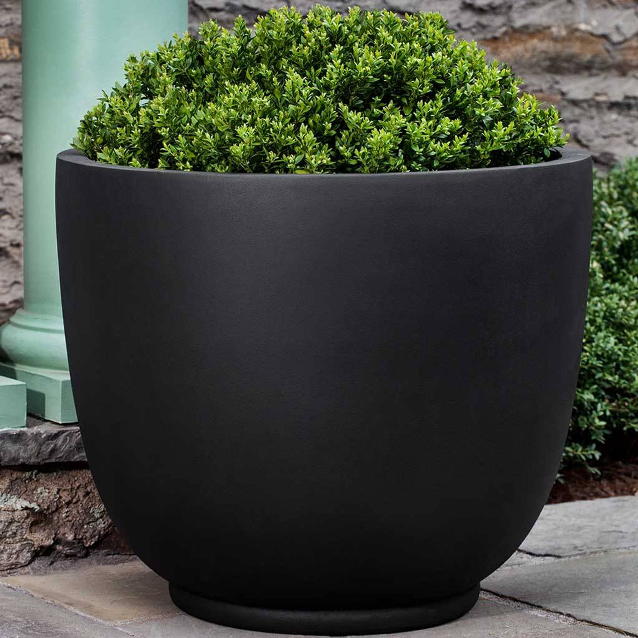 XXL Round Commercial Planter: Extra Large Round Planters