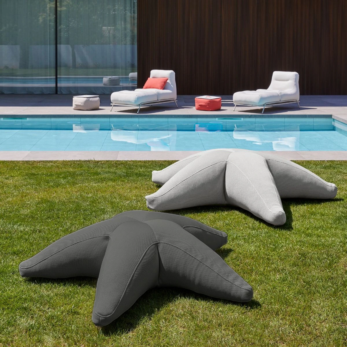 Starfish XL | Luxury Fabric covered Pool Float | OGO