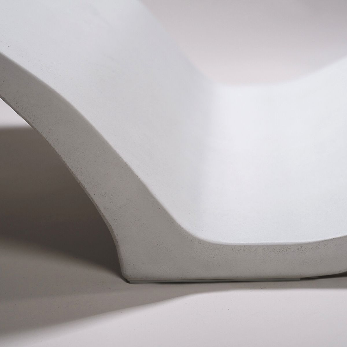 Angle Tanning Ledge Chaise Lounger