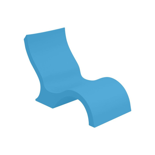 Signature Low Back Chair in Pool with umbrella