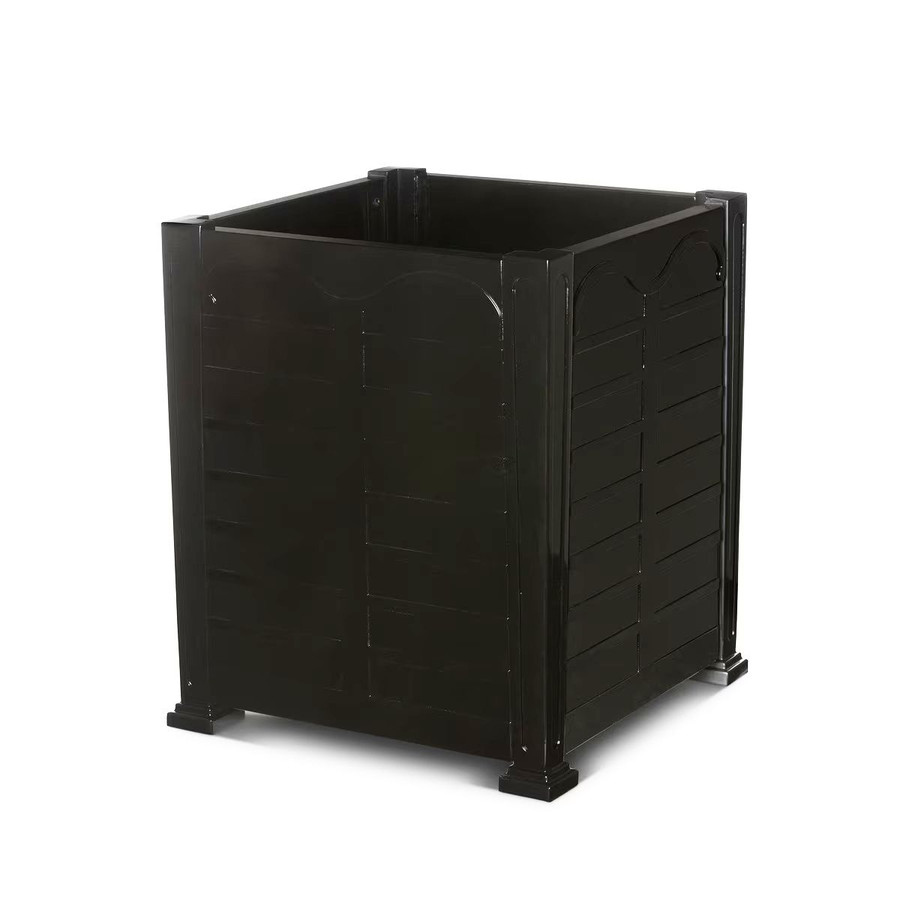 Perspective View of Planter