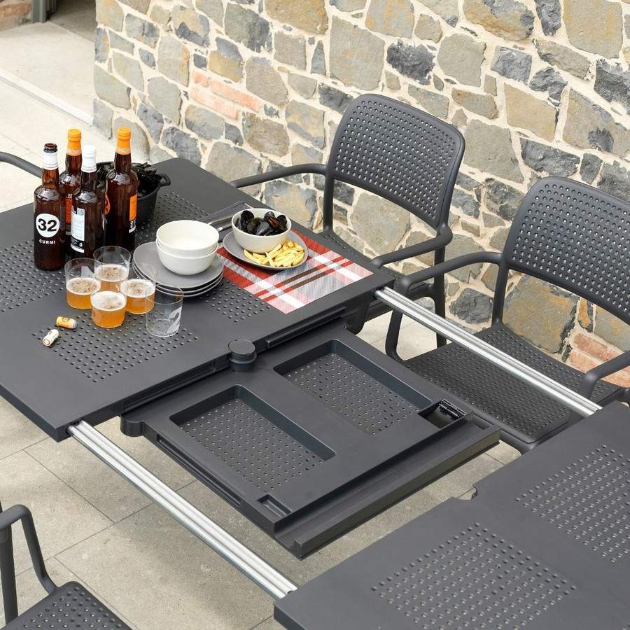 9 Piece Outdoor Dining Set | Extendable Table | Bora Chairs