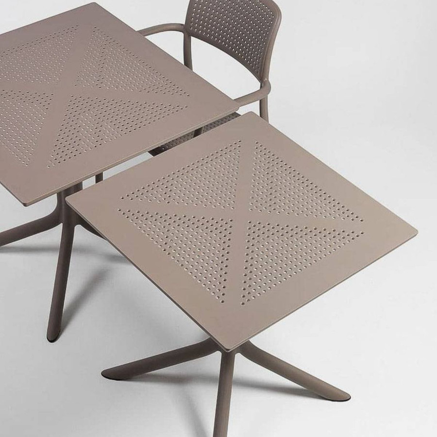 CLIP Bistro Table | Commercial Quality Dining