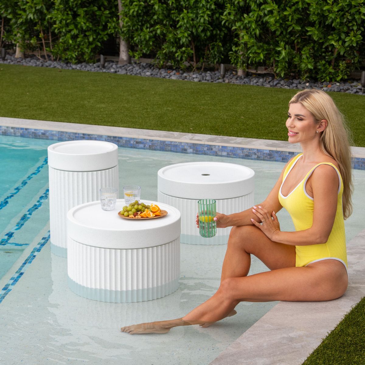 tanning ledge tables