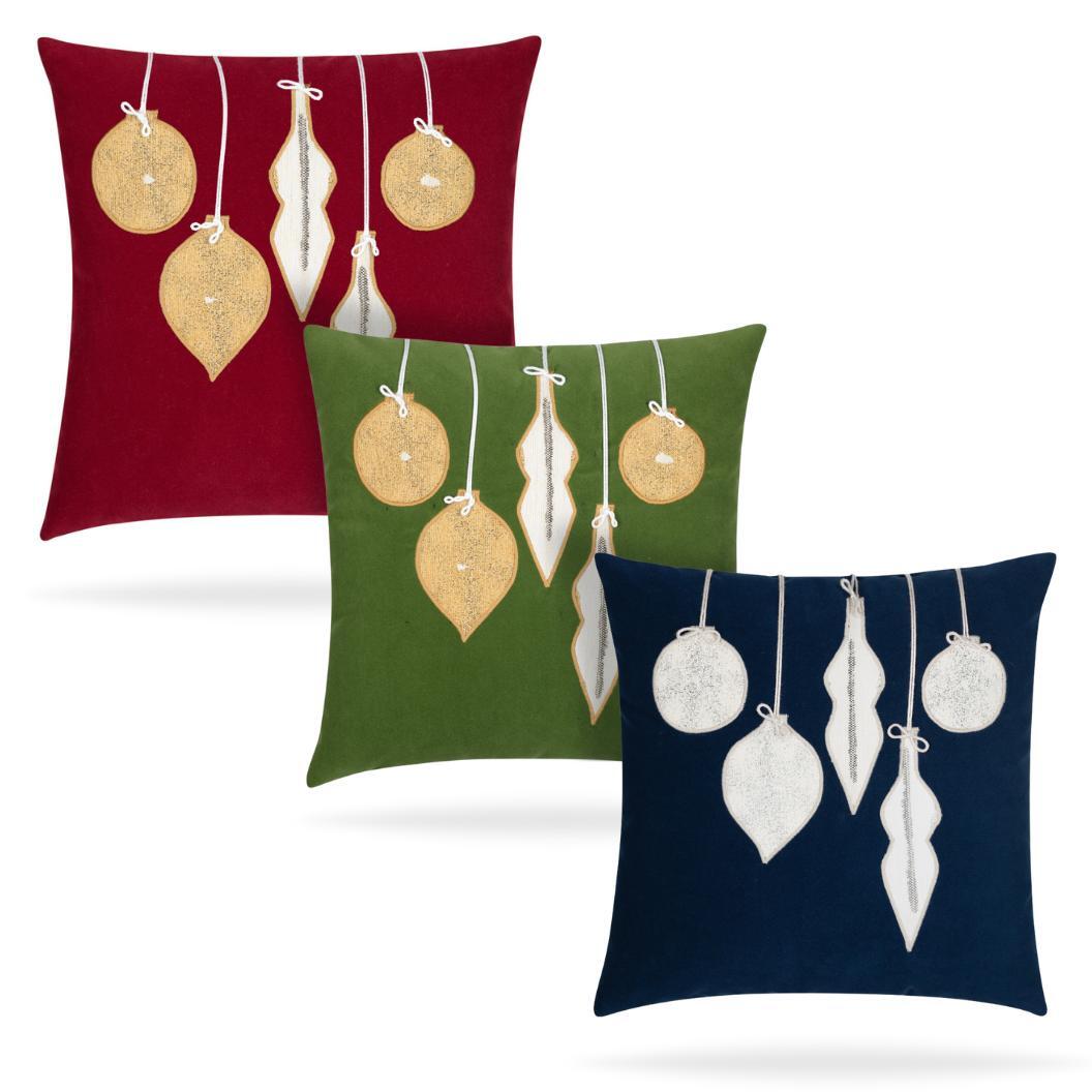xmas-ornaments-pillows