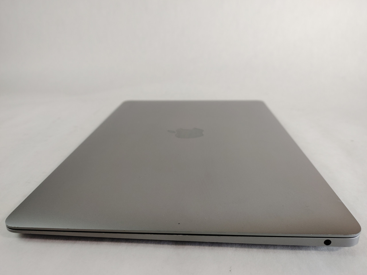 Apple MacBook Air A2337 M1 3.20 GHz 8 GB DDR4 256 GB NVMe macOS