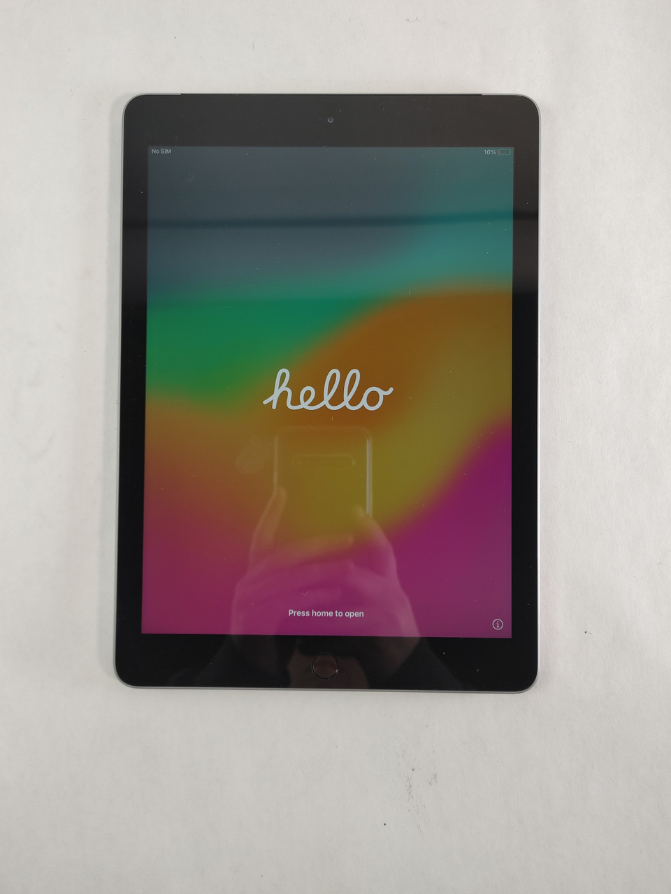 Apple iPad 6th Gen A1954 32 GB iOS 17.7.10 (Wi-Fi + 4G) Unlocked