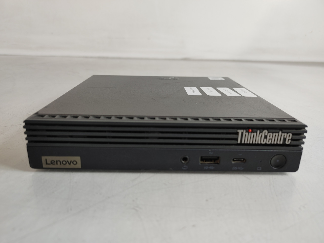Lenovo ThinkCentre M60e Tiny Intel Core i3-1005G1 1.20 GHz 8 GB
