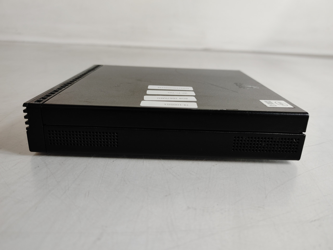 Lenovo ThinkCentre M60e Tiny Intel Core i3-1005G1 1.20 GHz 8 GB