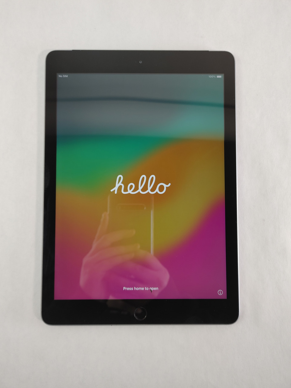 Apple iPad 6th Gen A1954 32 GB iOS 17.7.10 (Wi-Fi + 4G) Unlocked