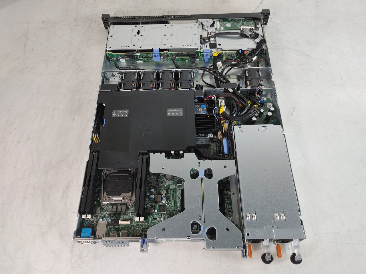Dell PowerEdge R430 2.40 GHz Intel Xeon E5-2630 v3 16 GB DDR4