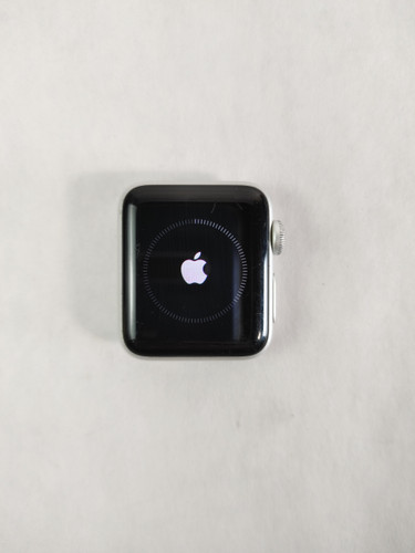 Apple Watch Series 3 38 mm Silver Aluminum Case 8 GB GPS