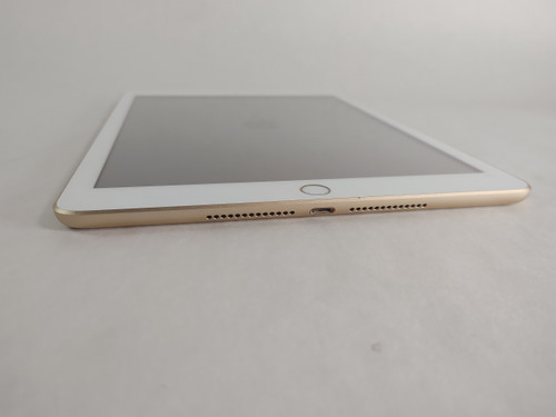 Apple iPad 5th Gen A1822 128 GB iOS 16.7.14 (WiFi Only)