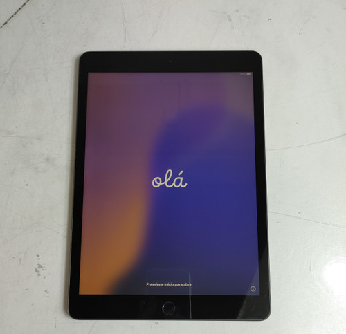 Apple iPad 7th Gen A2197 32 GB iOS 18.7.5 (WiFi Only)