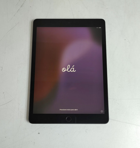 Apple iPad 7th Gen A2197 32 GB iOS 18.7.5 (WiFi Only)