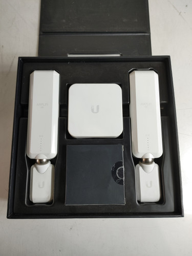 Ubiquiti Networks Afi-HD Mesh WiFi System � Router + 2 Mesh Points