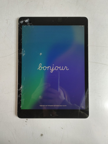 Apple iPad 7th Gen A2197 32 GB iOS 18.7.9 (WiFi Only) For Parts at