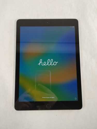Apple iPad 5th Gen A1822 32 GB iOS 16.7.16 (WiFi Only)