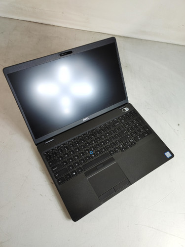 Dell Latitude 5500 Core i7-8665U 1.90 GHz 16 GB DDR4 No HDD
