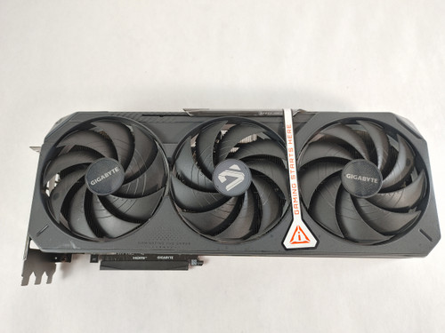 Gigabyte NVIDIA GeForce RTX 5070 Ti Gaming OC 16 GB GDDR7 PCI Express 5.0 x16 Video Card