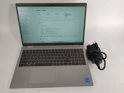 Dell Latitude 5520 Core i5-1135G7 2.40 GHz 8 GB DDR4 256 GB NVMe Windows 11 Pro Laptop WINACTC5 C5