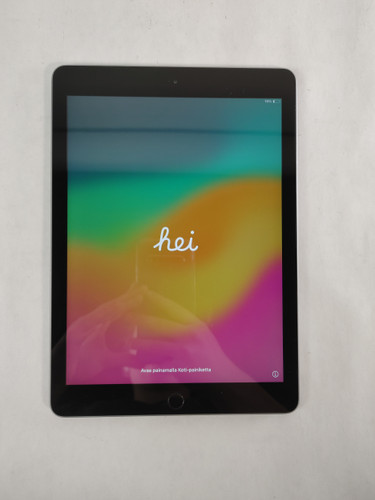 Apple iPad 6th Gen A1893 32 GB iOS 17.7.11 (WiFi Only) For Parts