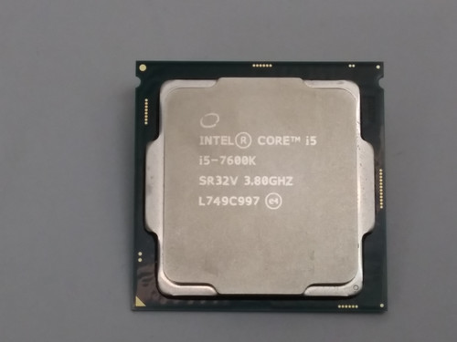 Lot of 5 Intel SR32V Core i5-7600K 3.8 GHz LGA 1151 Desktop CPU