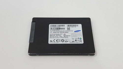 Samsung  840 Pro MZ-7PD256M 256 GB SATA III 2.5 in Solid State Drive