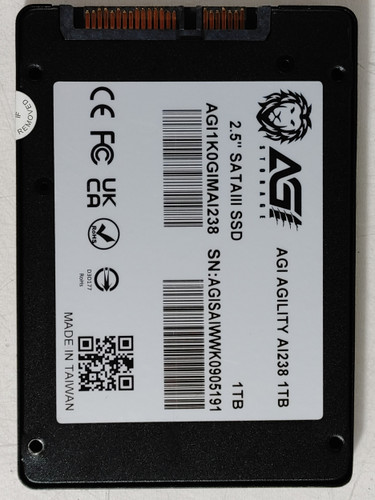 AGI AI238 AGI1K0GIMAI238 1 TB SATA III 2.5 in Solid State Drive