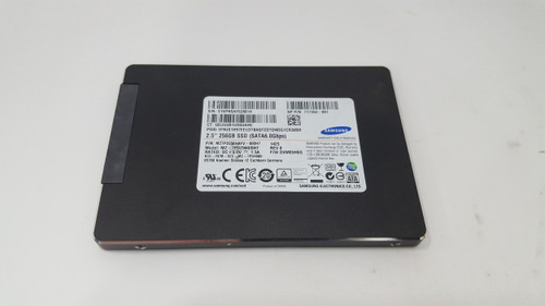 Samsung MZ-7PD2560/0H7 SM841 256 GB SATA III 2.5 in Solid State Drive