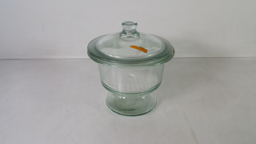 Pyrex Glass 123 Vacuum Glass Desiccator W/Porcelain Plate & Lid-Opening 8"