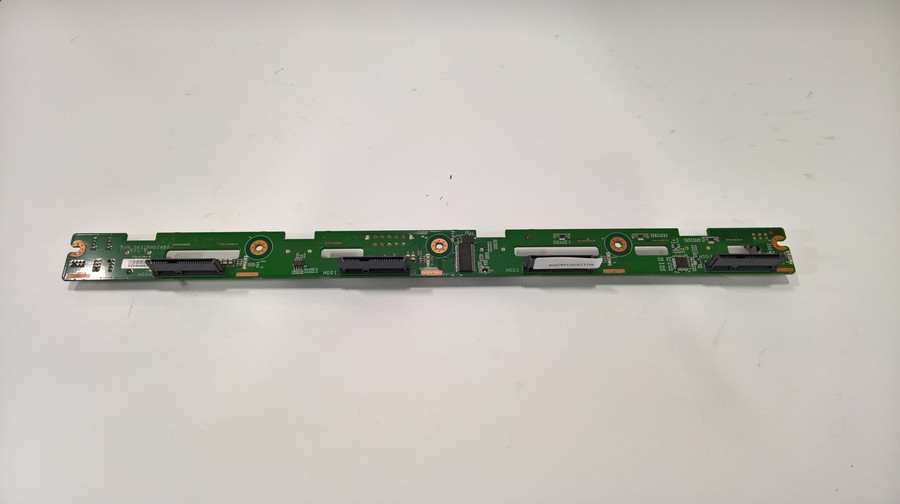 Quanta DAS2RHD26B0  Server 1x4 SAS Hard Drive Backplane For S210-X12RS