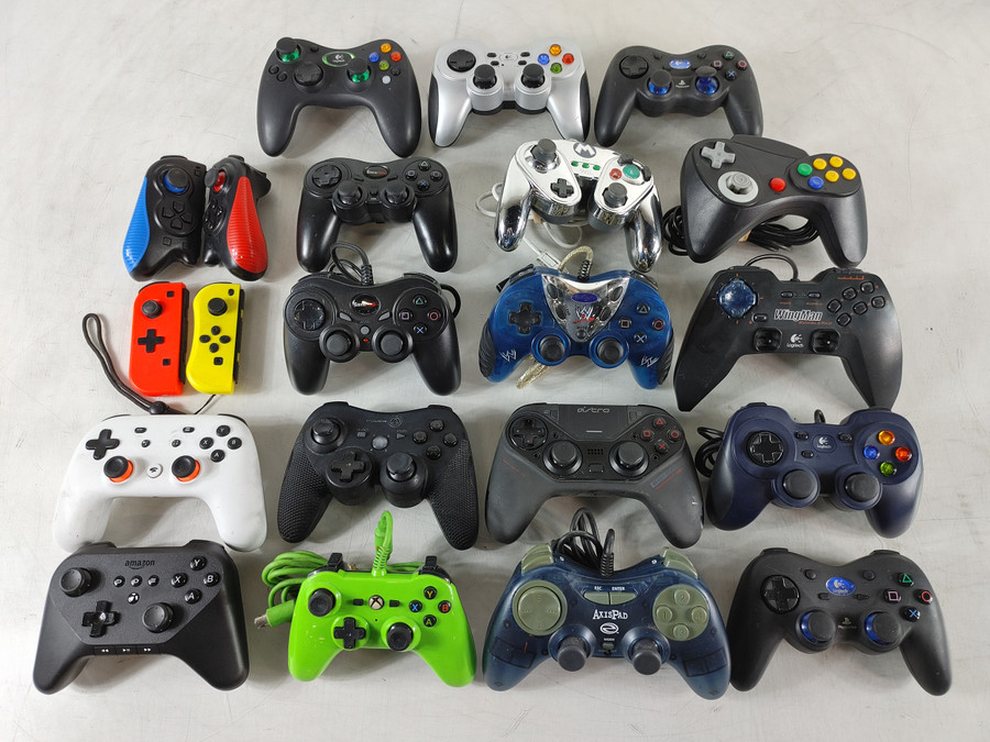 3rd Party Mixed Lot of 21 Game Controllers for PC, PS, Nintendo & Xbox For Parts
