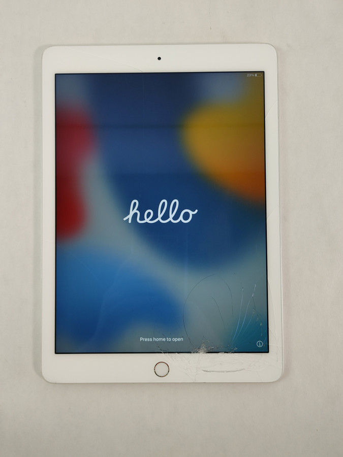 Apple iPad Air 2nd Gen A1566 128 GB iOS 15.8.4 Silver (WiFi Only) For Parts