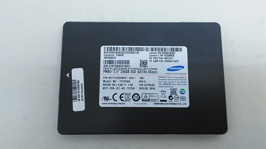 Lot of 5 Samsung MZ-7TE2560 PM851 256 GB 2.5 in SATA III Solid State Drive