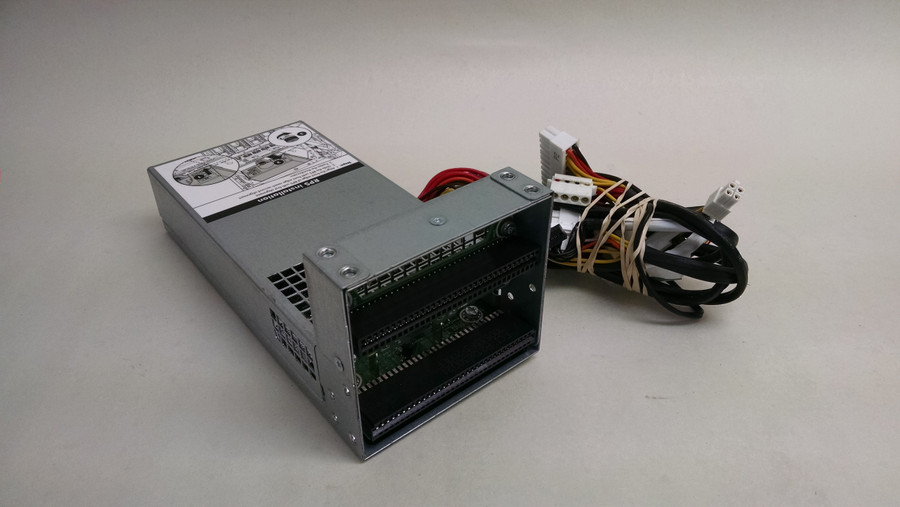 HP 647384-001 ProLiant ML110 G7 24-Pin Power Distribution Board