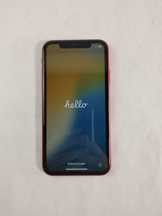 Apple iPhone 11 A2111 64 GB iOS 18.6 ( Wi-Fi + 4G ) Unlocked